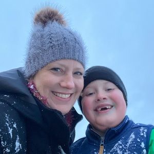 Meet your Posher, Leslie